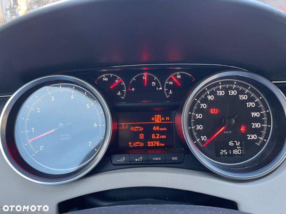 Peugeot 508 SW e-HDi FAP 110 EGS6 Business-Line - 13