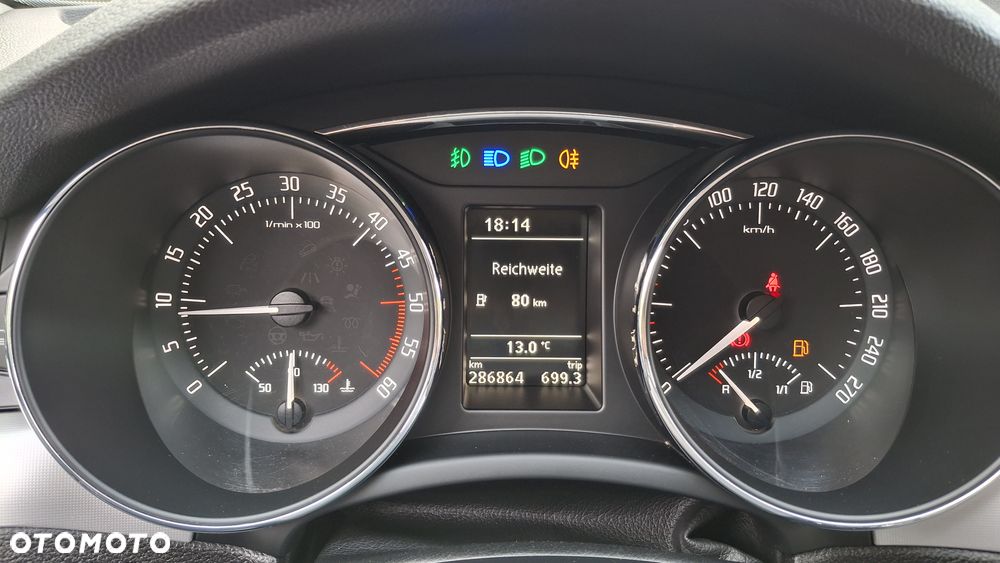 Skoda Superb 2.0 TDI PD Ambition - 24