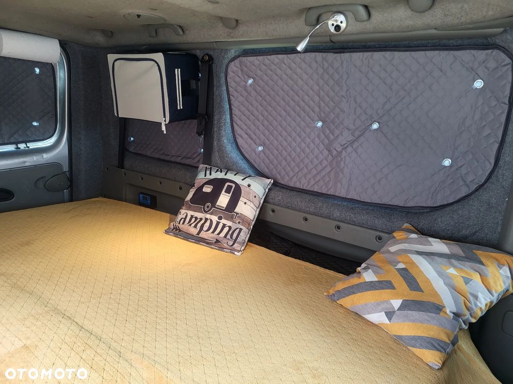 Renault trafic - 3