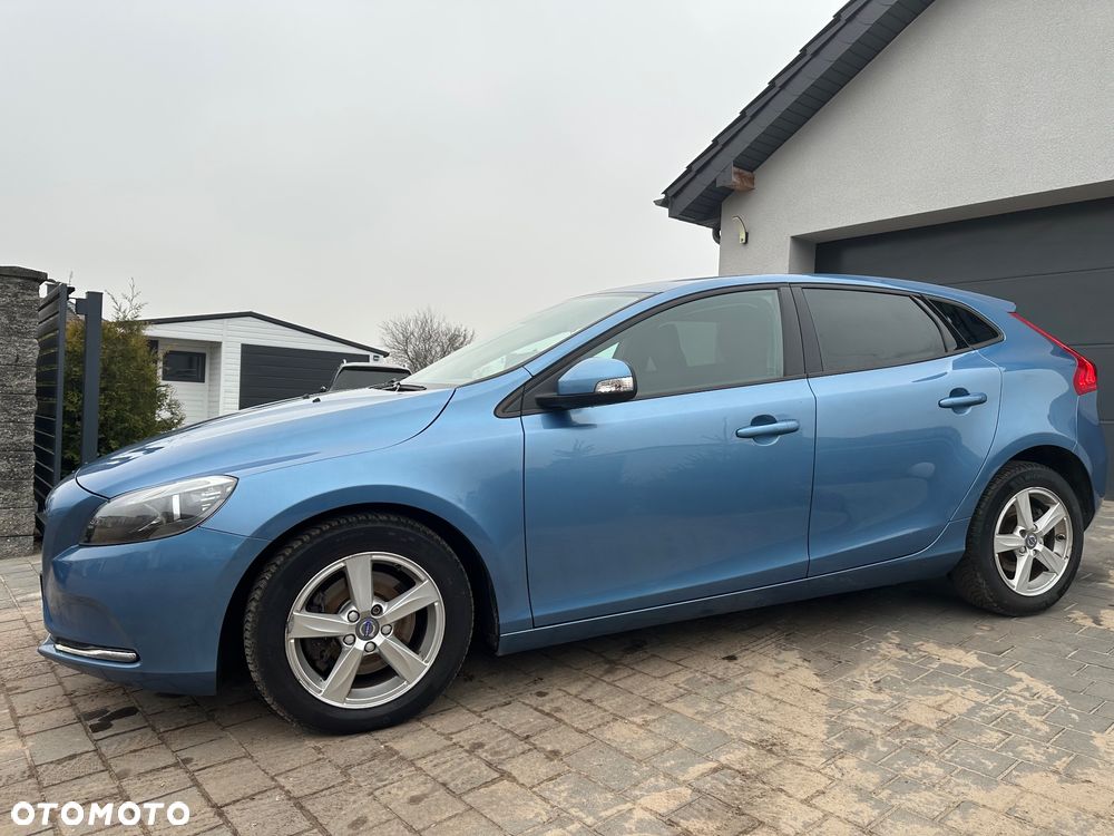 Volvo V40 T2 Kinetic - 11