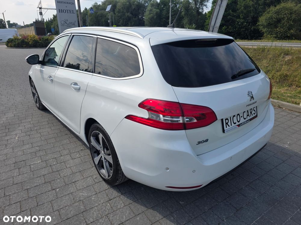 Peugeot 308 - 4