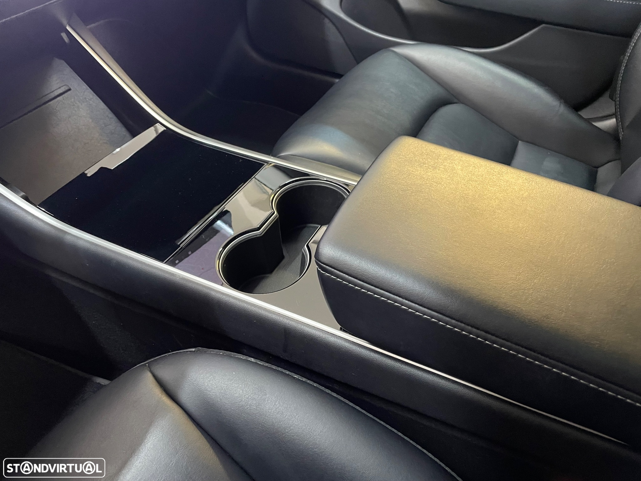 Tesla Model 3 Long-Range Dual Motor AWD - 27