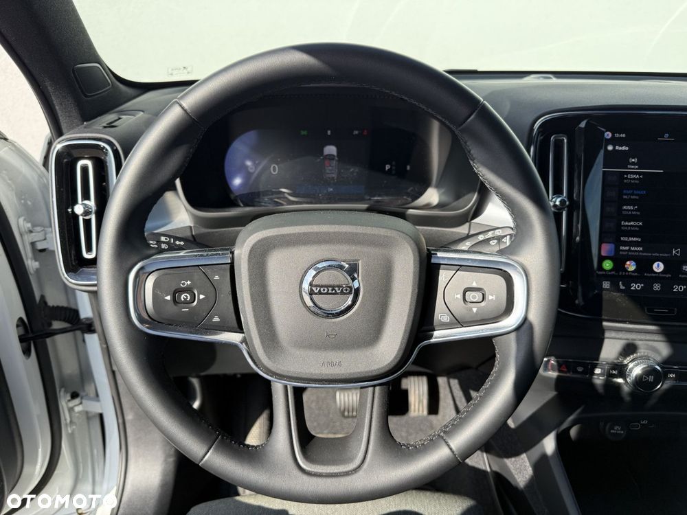 Volvo XC 40 - 20