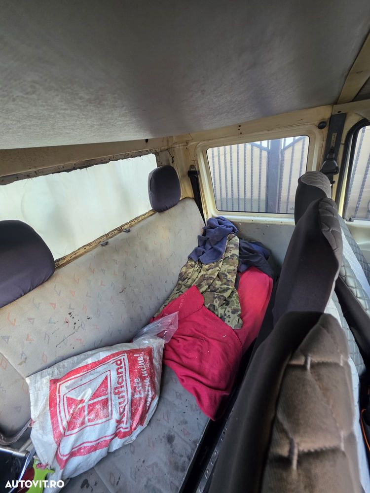 Volkswagen Transporter - 6