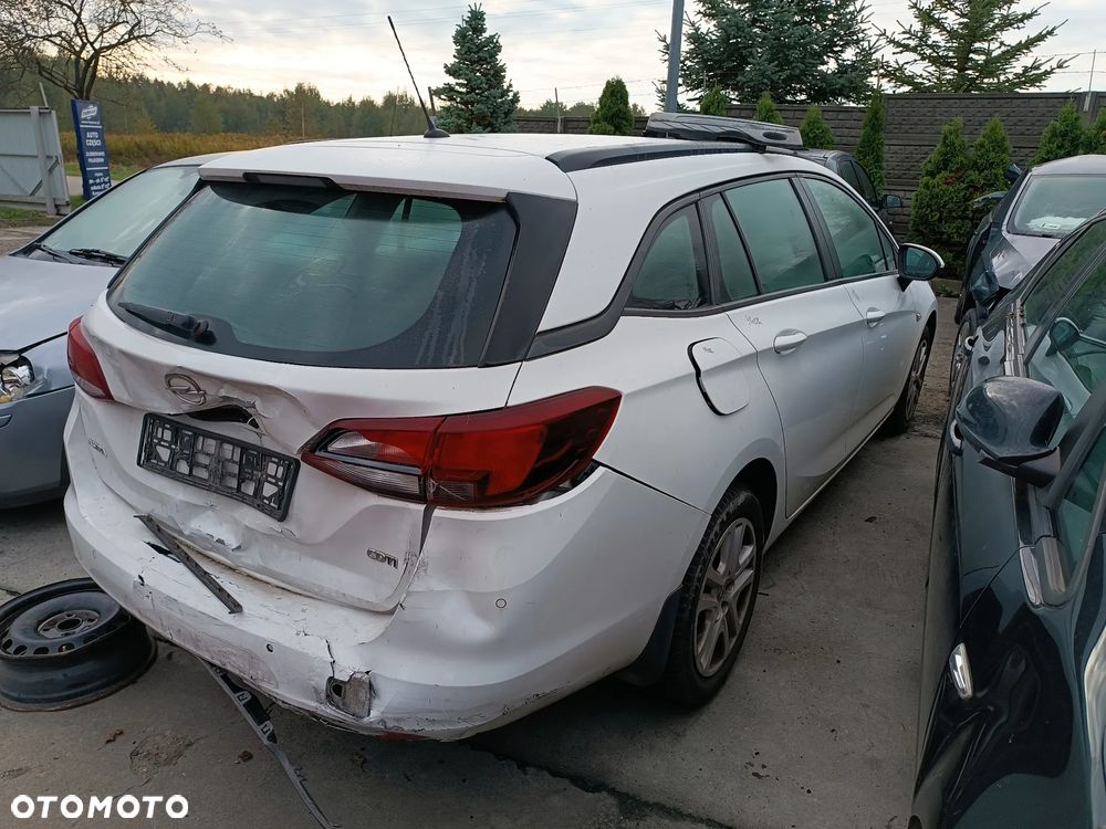 Opel Astra 5 K kombi z silnikiem 1.6 CDTI z ozn. B16DTE Ii skrzynią manualną M32 - 2