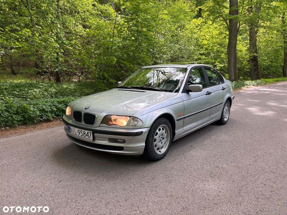 BMW Seria 3 320d - 12