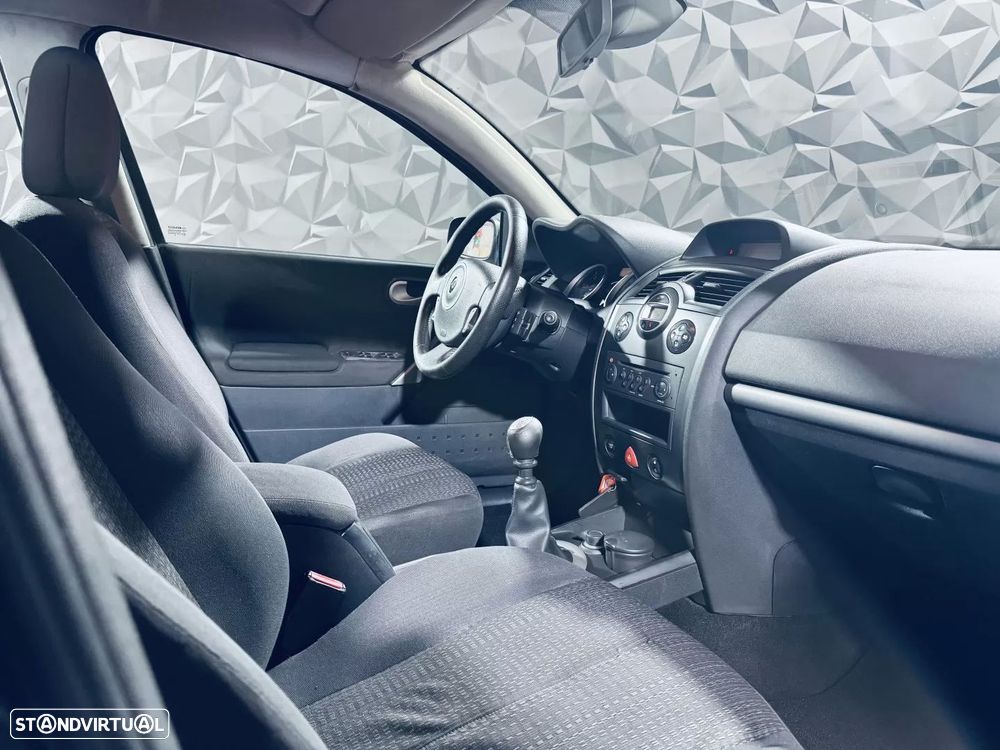 Renault Mégane Break 1.5 dCi Dynamique S - 19