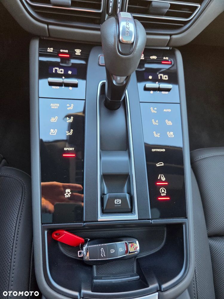 Porsche Macan T PDK - 22