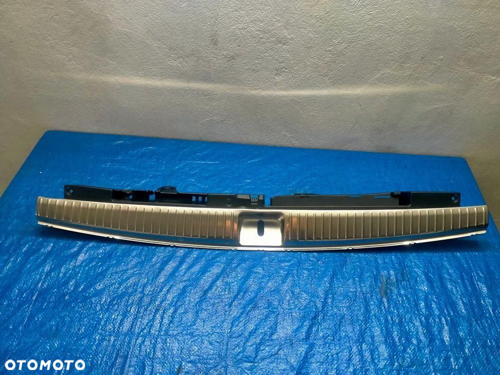 Mercedes W213 LIFT Kombi Osłona Na Pas Pasa Tył Bagażnika A2136900141 - 1
