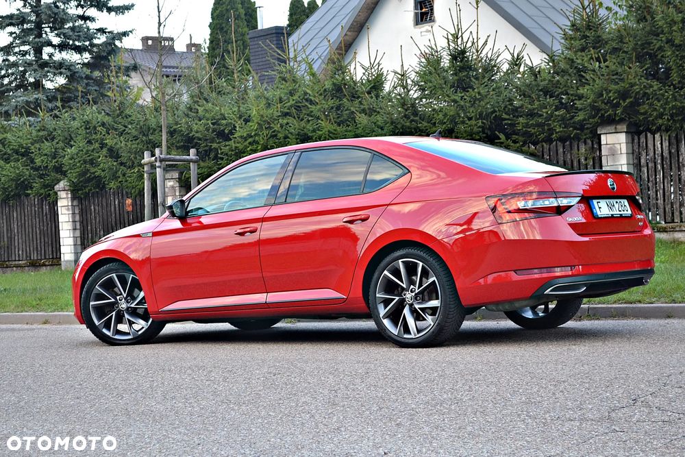 Skoda Superb 2.0 TDI 4x4 DSG Sportline - 7