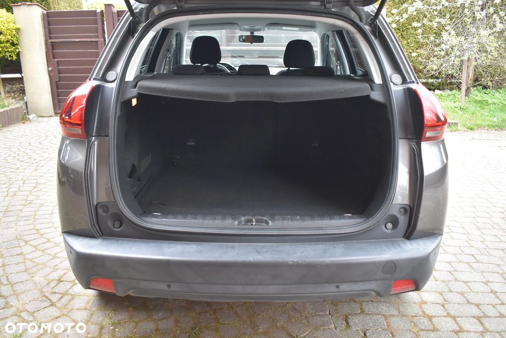Peugeot 2008 1.6 BlueHDi Style - 20