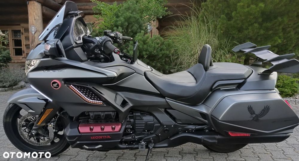 Honda GL - 5