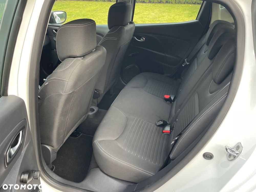 Renault Clio 1.2 16V Limited - 8