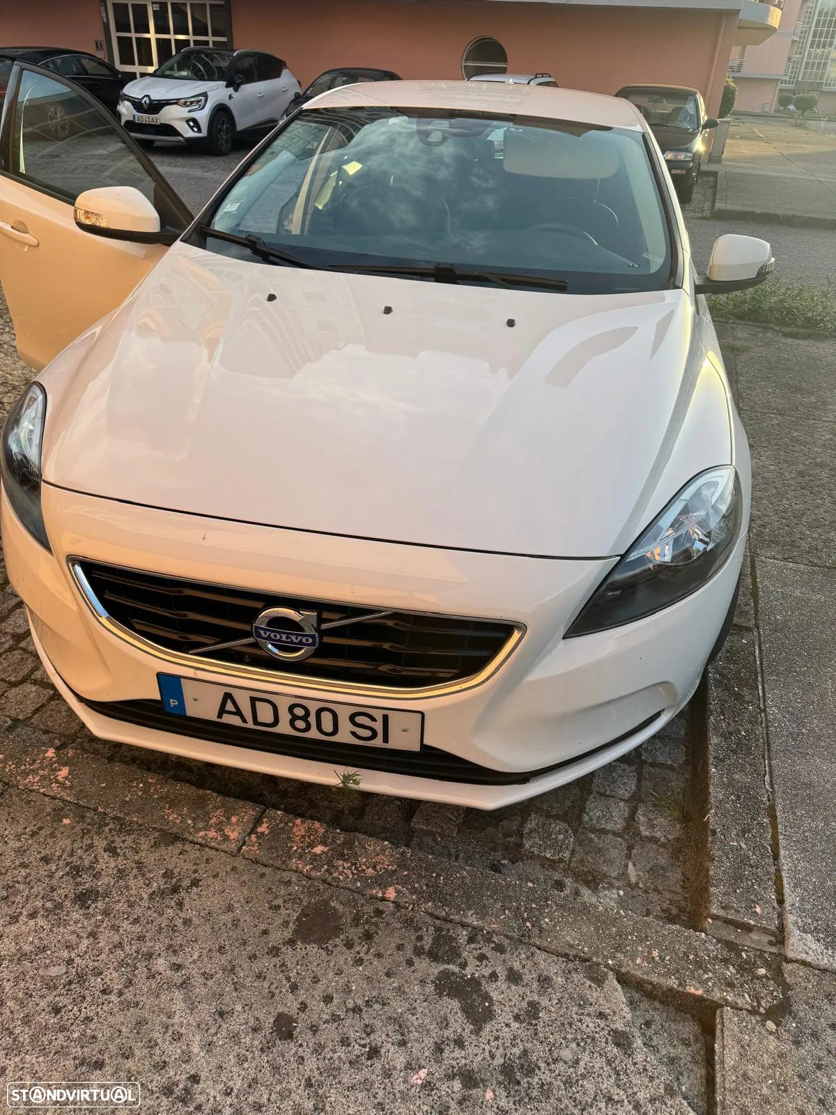 Volvo V40 2.0 D2 Momentum Geartronic - 2