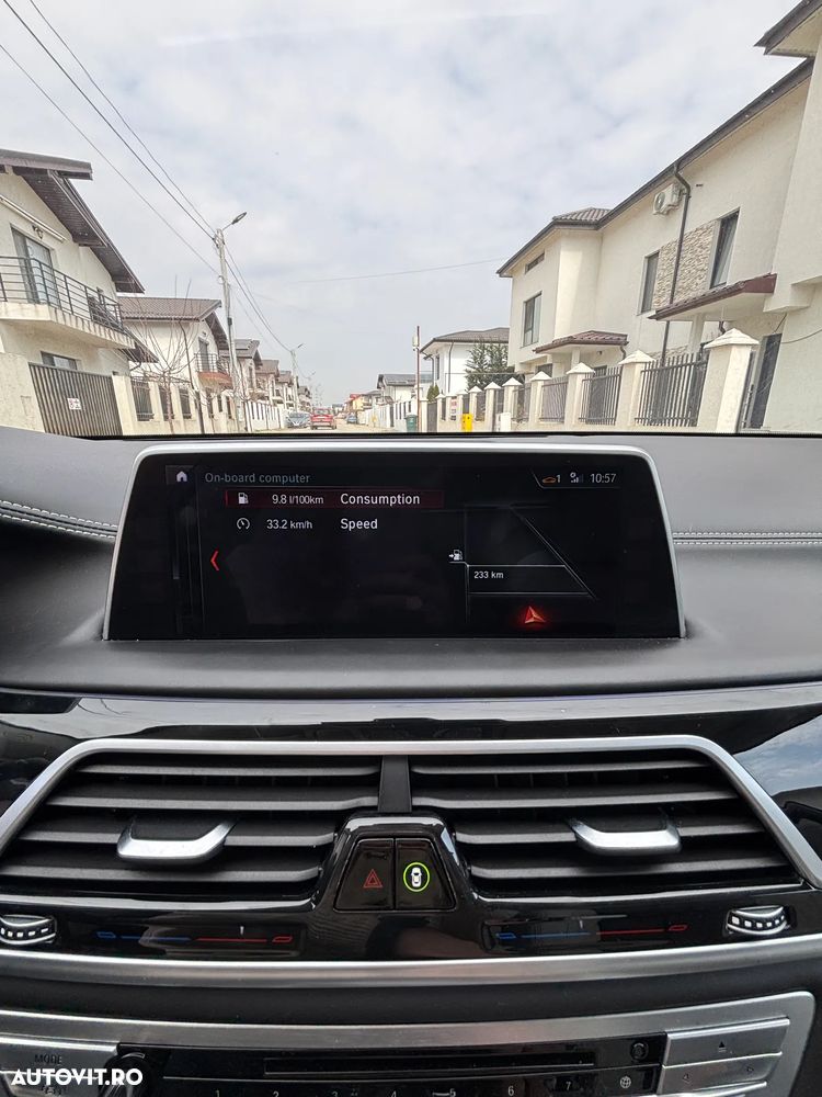 BMW Seria 7 740d xDrive - 24