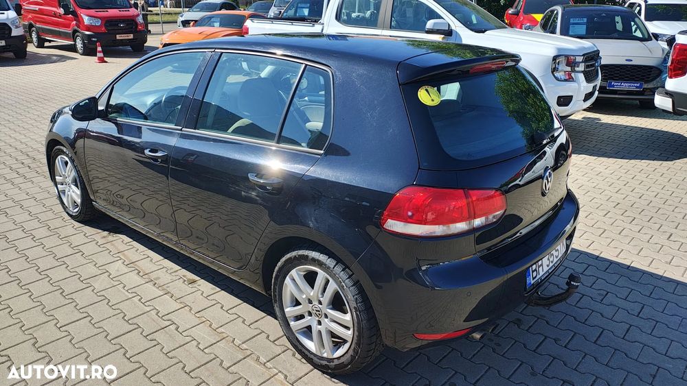 Volkswagen Golf 2.0 TDI Highline - 4