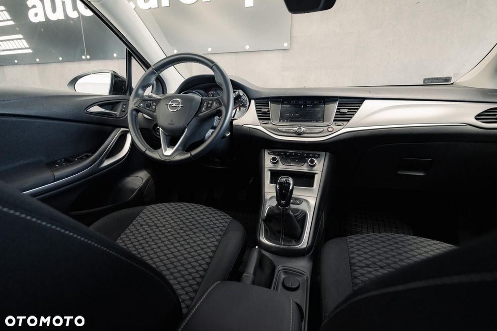 Opel Astra 1.2 T Edition S&S - 36
