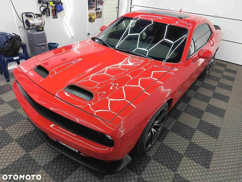 Dodge Challenger 6.4 Scat Pack - 28