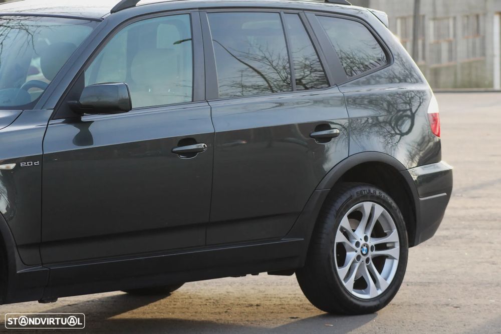 BMW X3 2.0 d LifeStyle - 28