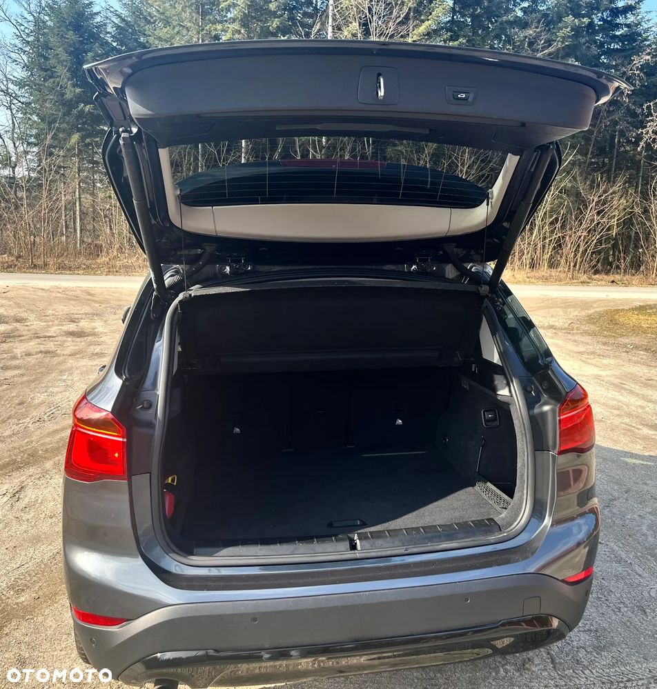 BMW X1 sDrive18d - 26