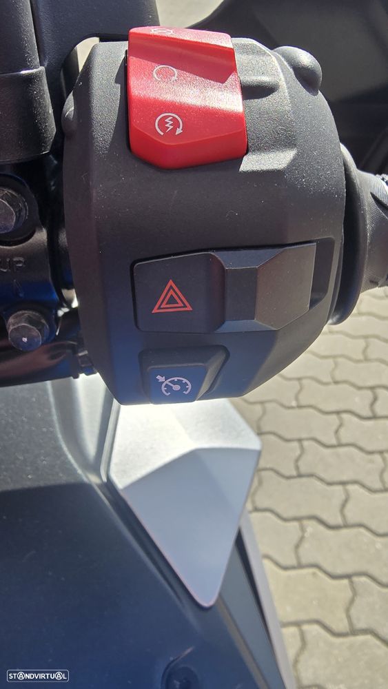 Suzuki GSX 1000 Gx - 10