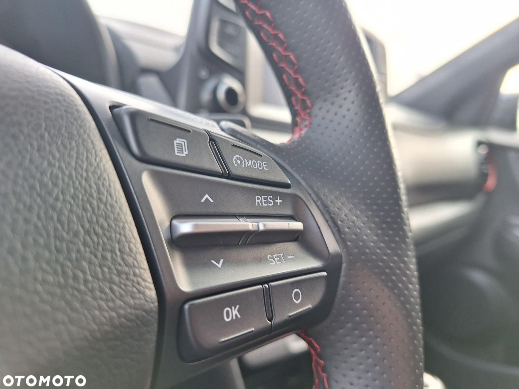 Hyundai Kona 1.6 T-GDI Style DCT - 12