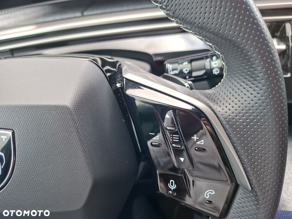 Peugeot 5008 1.2 PureTech mHEV GT S&S e-DCS6 - 22