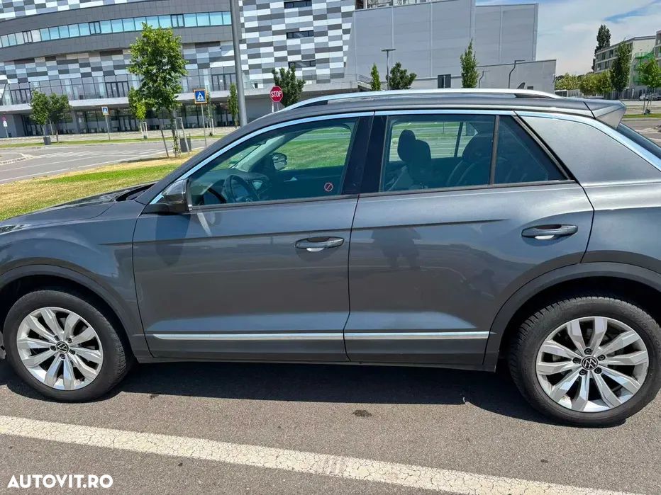 Volkswagen T-Roc - 5