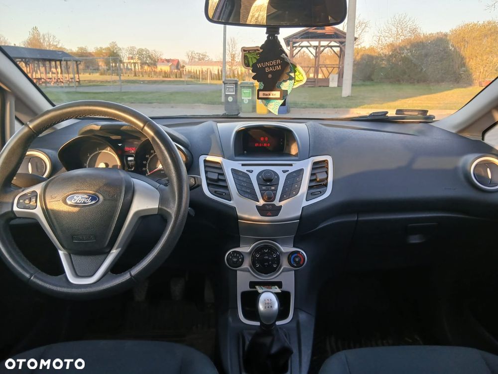 Ford Fiesta 1.25 Titanium EU5 - 7