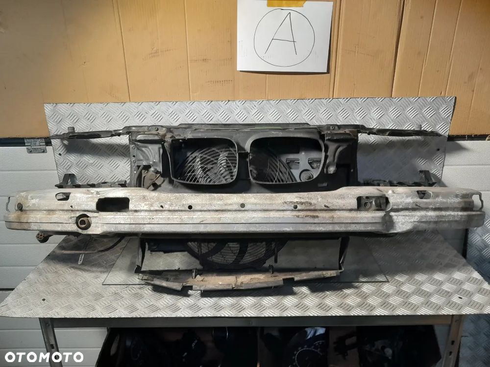 BMW E39 PAS PRZEDNI WZMOCNIENIE WENTYLATOR 3.0 DIESEL - 1