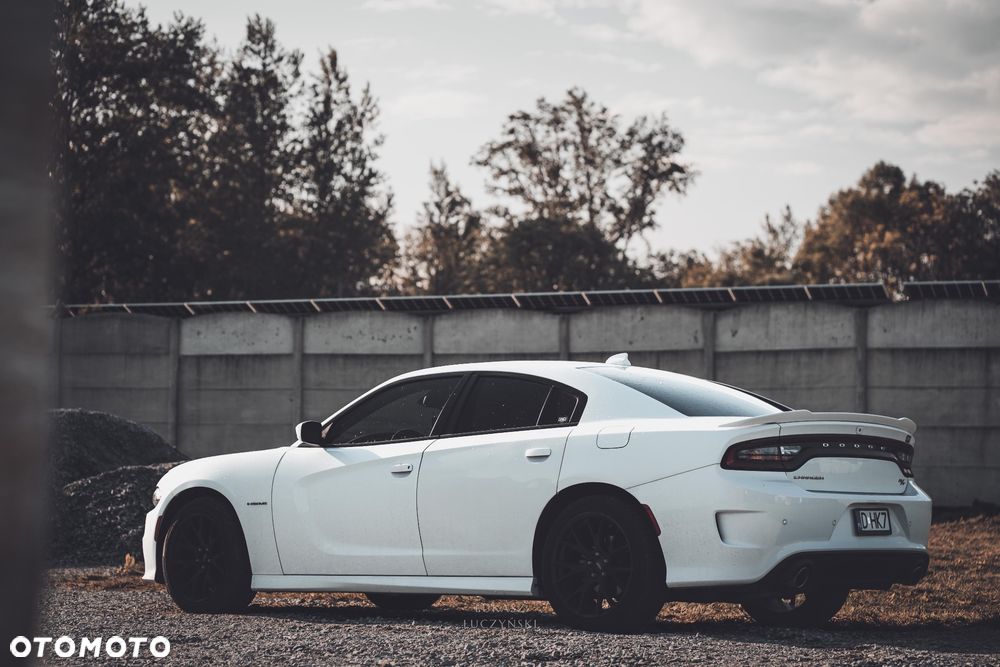 Dodge Charger 5.7 R/T - 7