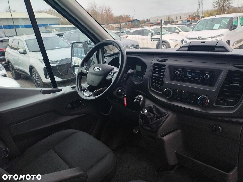 Ford Transit - 23