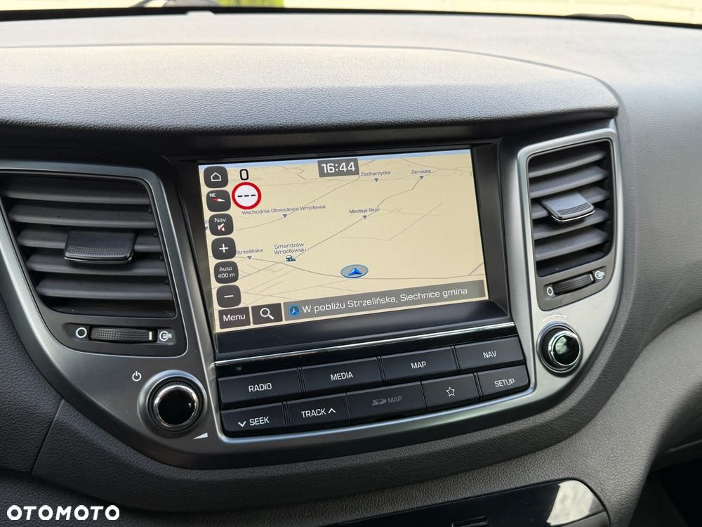 Hyundai Tucson 2.0 CRDI BlueDrive GO 2WD - 11