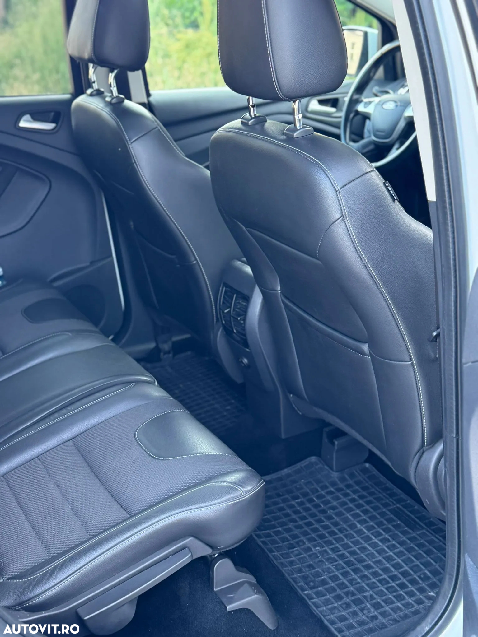 Ford Kuga - 19