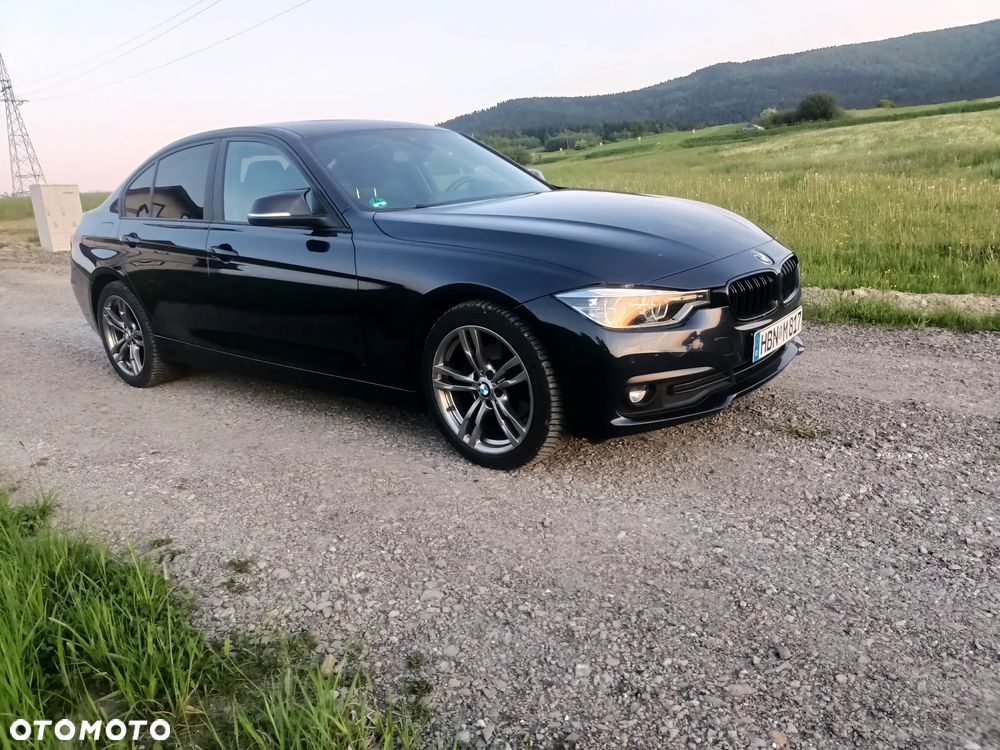 BMW Seria 3 320d Sport Line - 3