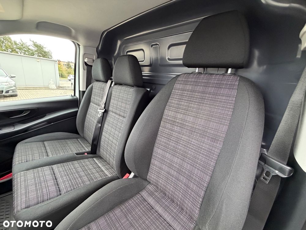 Mercedes-Benz Vito - 36