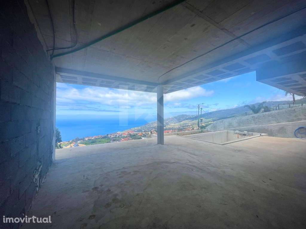 Moradia T3 de Luxo em construção com Piscina e Vista Mar no Arco da... - Grande imagem: 3/19