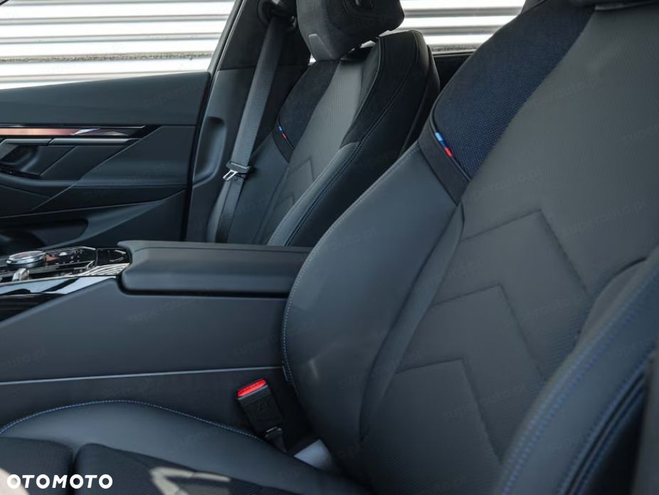 BMW i5 83.9kWh eDrive40 M Sport - 8