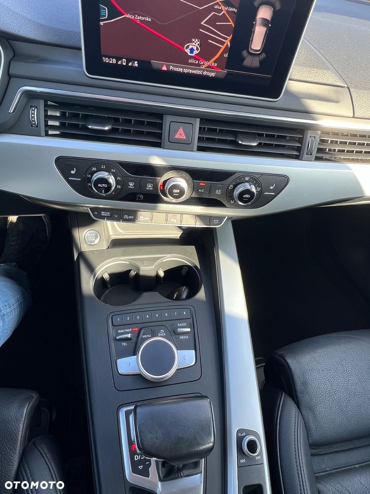 Audi A4 Avant 2.0 TDI ultra S tronic sport - 22