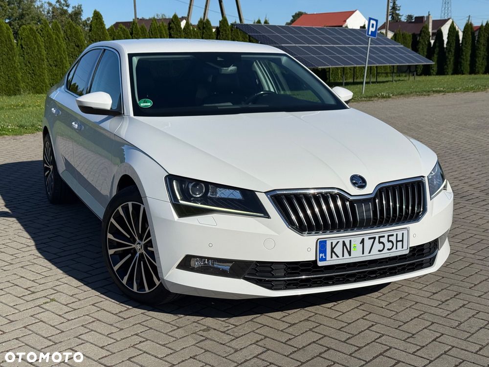 Skoda Superb 1.6 TDI Style DSG - 1