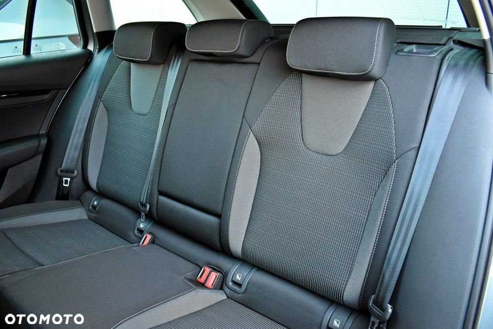 Skoda Octavia 2.0 TDI Ambition DSG - 12