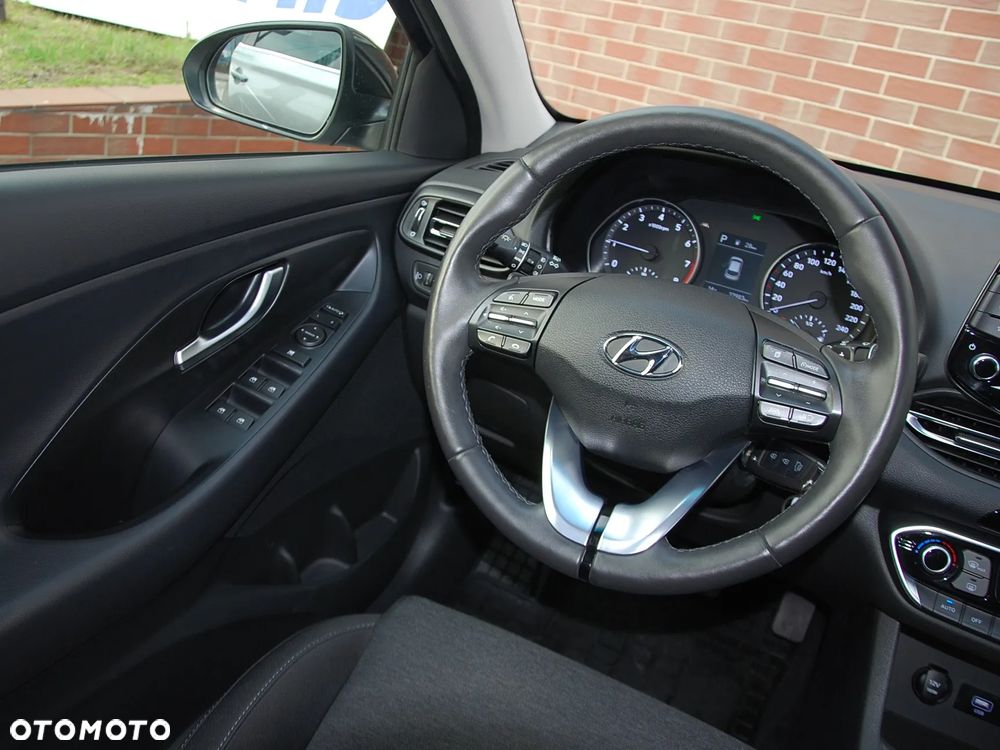 Hyundai i30 1.0 T-GDI Smart DCT - 18