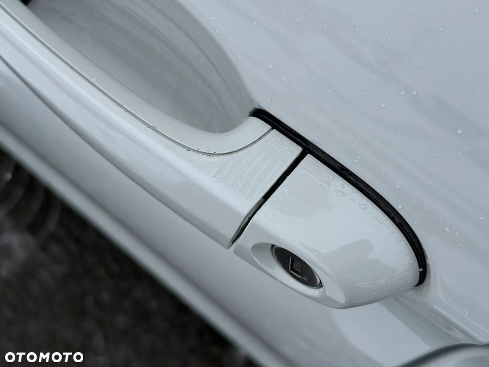 BMW Seria 3 320d xDrive Sport Line - 16