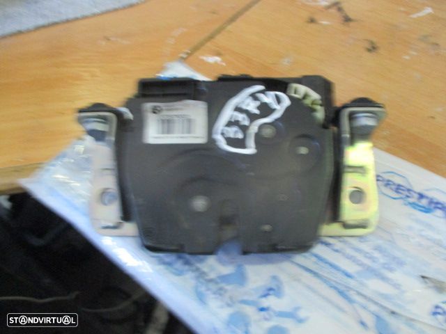 Fecho C43507 102 BMW F34 GT 2014 TRZ 5 PINOS - 2