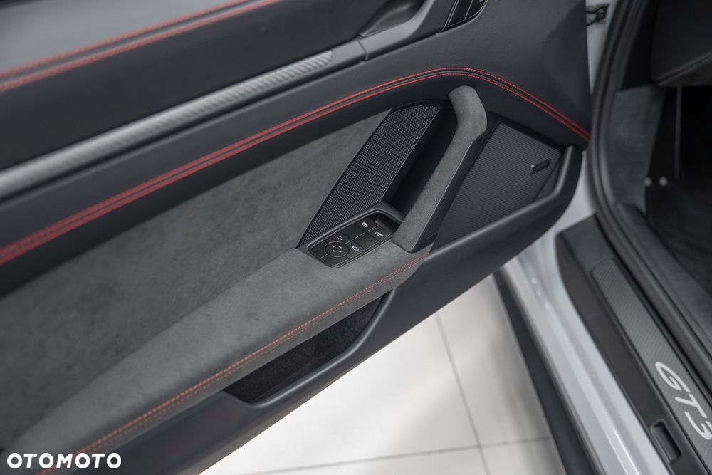 Porsche 911 GT3 - 27