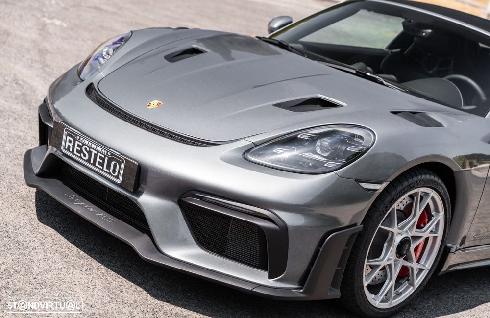 Porsche 718 Spyder RS - 3