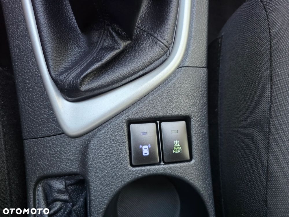 Toyota Auris - 36