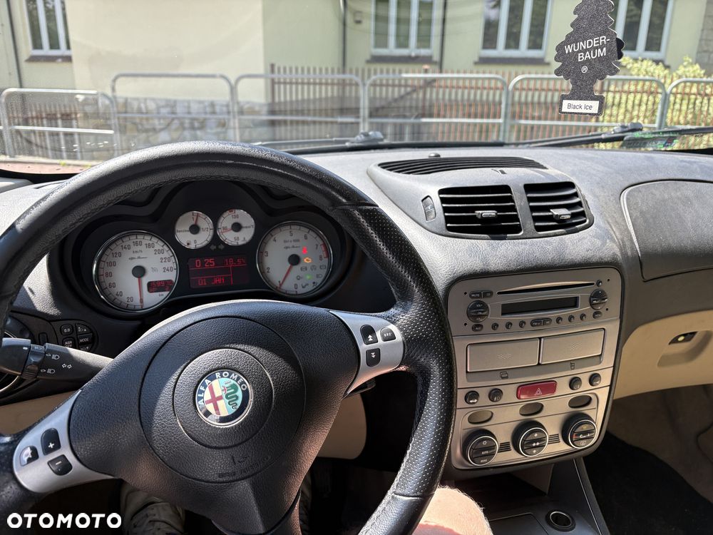 Alfa Romeo 147 - 7