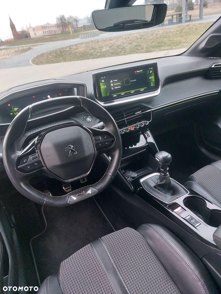 Peugeot 208 1.2 PureTech GT Pack S&S - 29
