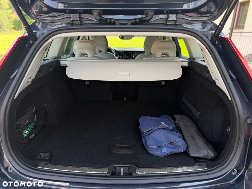 Volvo V60 Cross Country D4 AWD Geartronic - 31